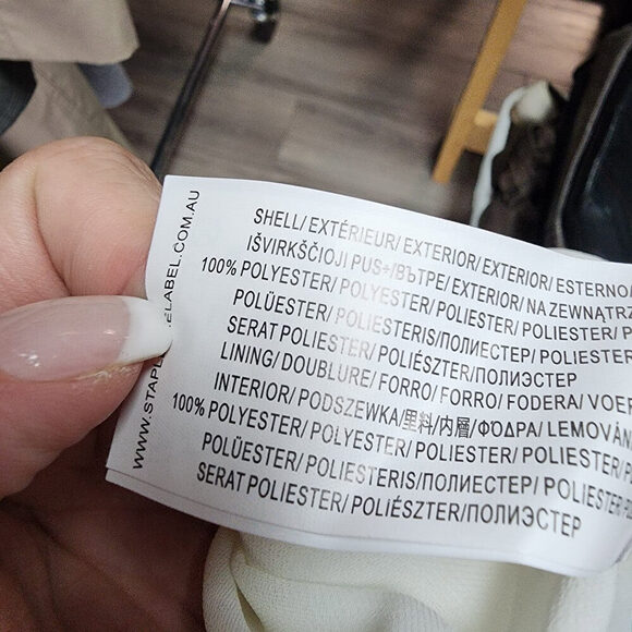 Mink pink Cream Flower Red & Green Mini Skirt Size M - Picture 8 of 9